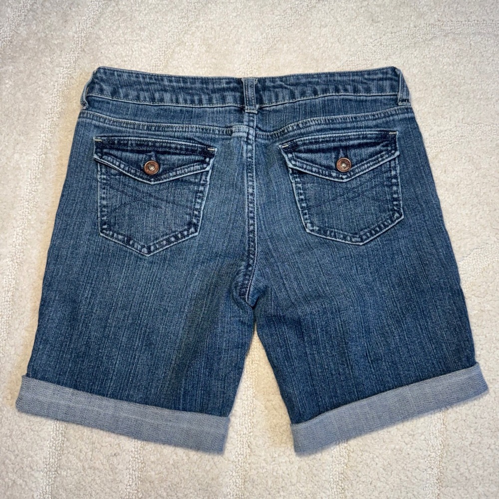 VTG Y2K 2000s Aeropostale Womens Medium Wash Jean Bermuda Shorts Size 5/6 - Picture 4 of 6